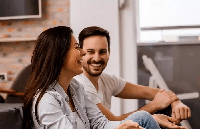 Partnerinize Sormanız Gereken 100 Eğlenceli İlişki Sorusu