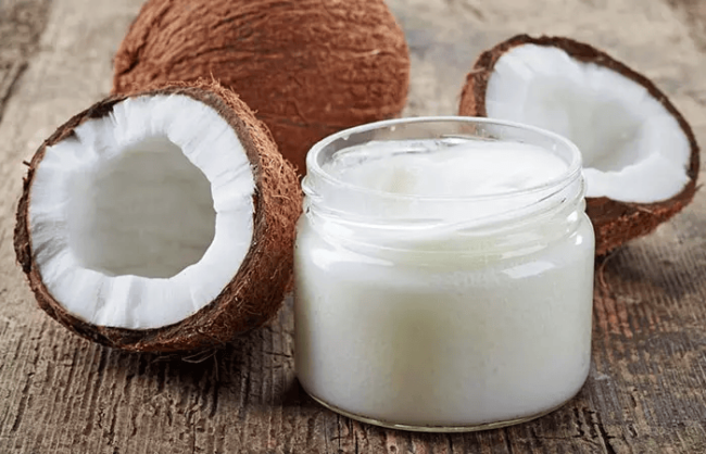 Fordyce Lekelerini (Dudaklardaki Beyaz Lekeleri) Tedavi Etmek İçin 6 Ev Çözümü