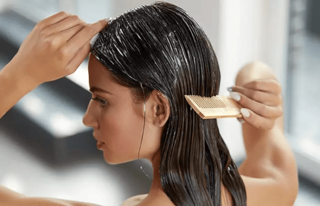 Yazın Saç Dökülmesini Engellemenin 5 Doğal Yolu